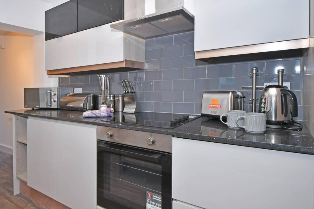 Lyndale House - By Sigma Stays Crewe Bagian luar foto